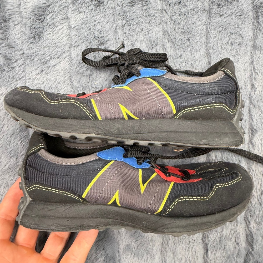 New Balance 327 Black Blue Red Yellow Sneakers PS327BC1 Kids 13‎